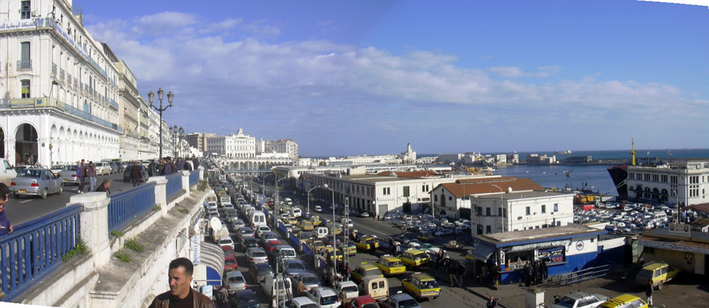 photos/2004 Alger/0073 Vue Ouest du Front de mer Bd Carnot.jpg